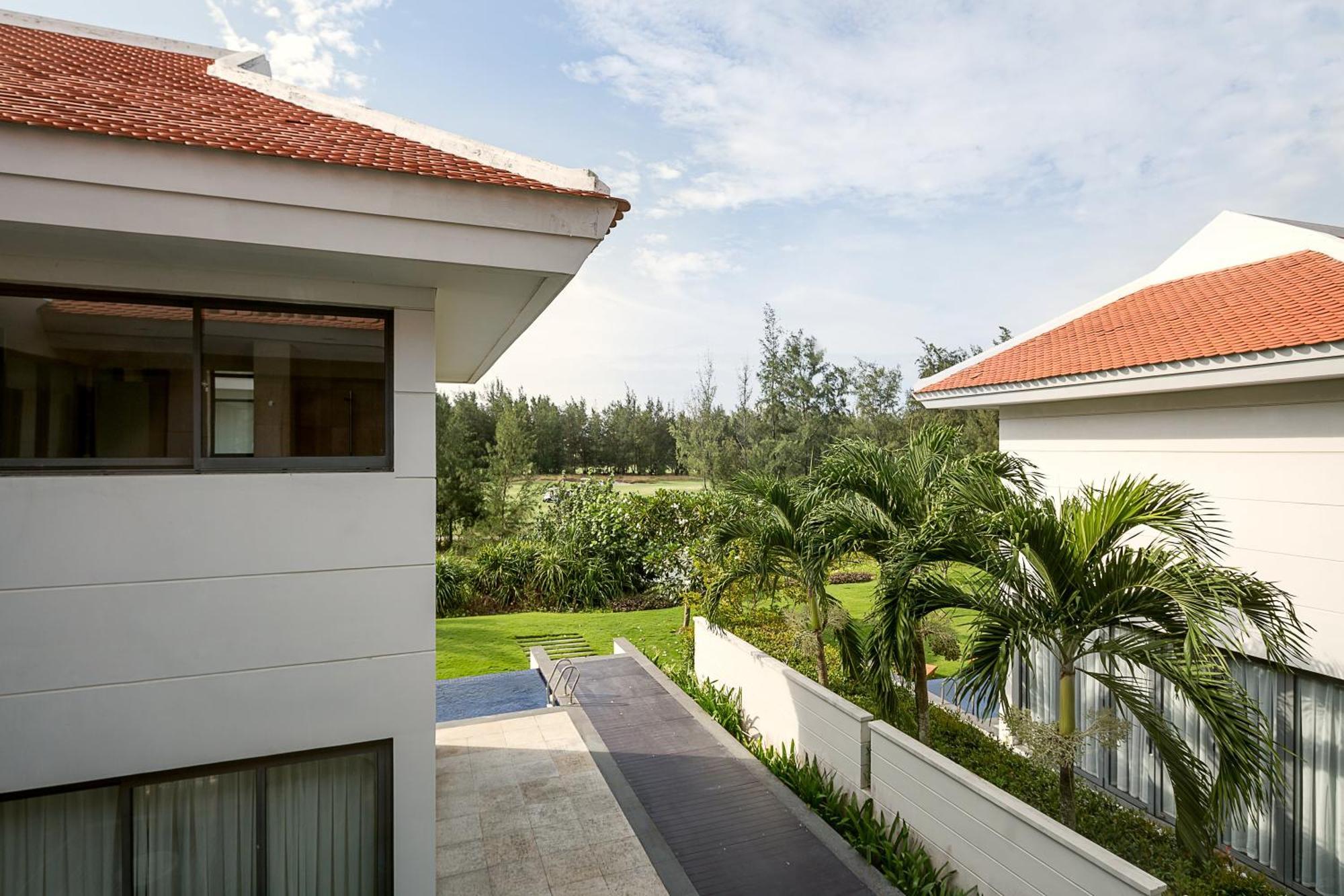 Ocean Luxury Villas Danang Bagian luar foto