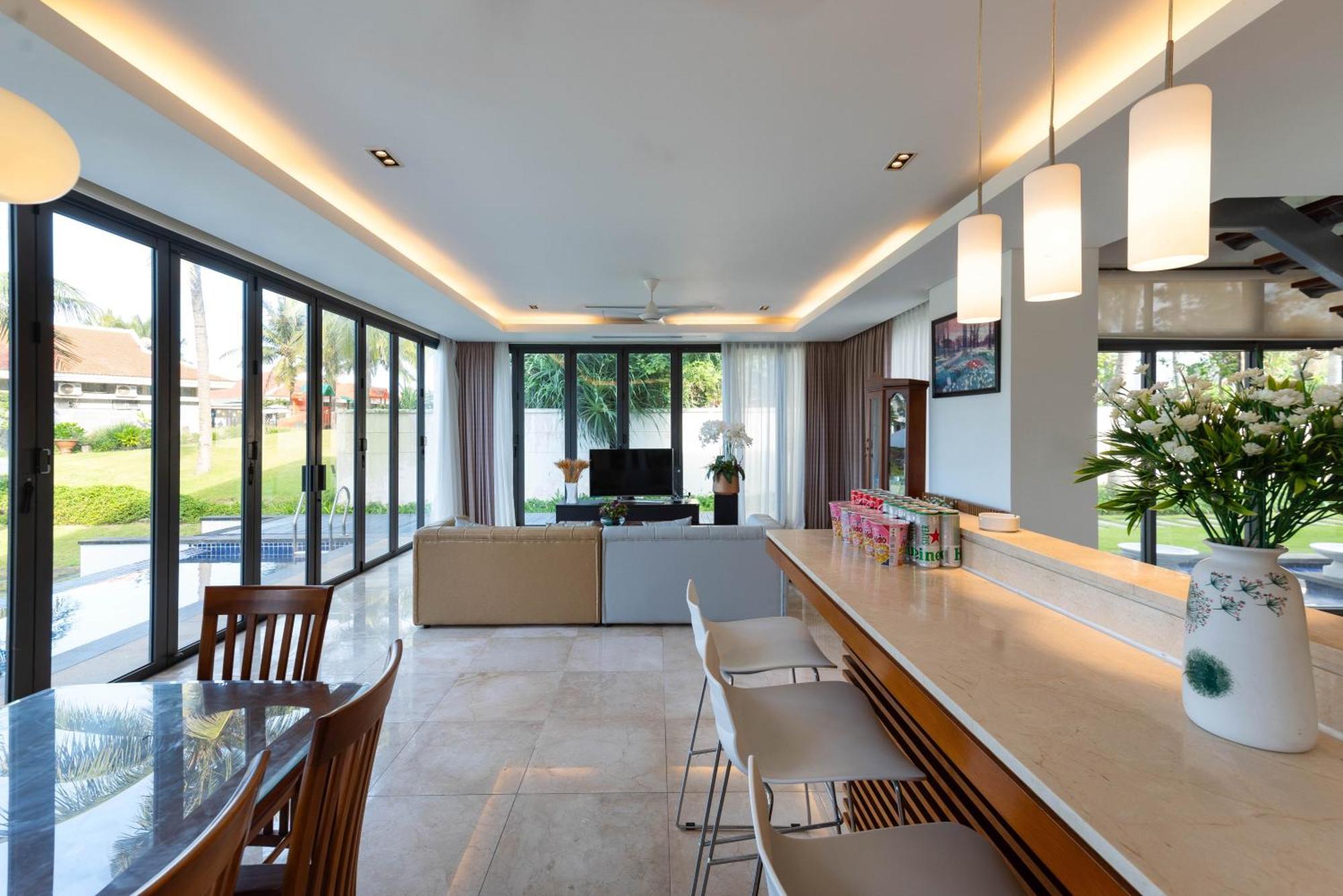 Ocean Luxury Villas Danang Bagian luar foto