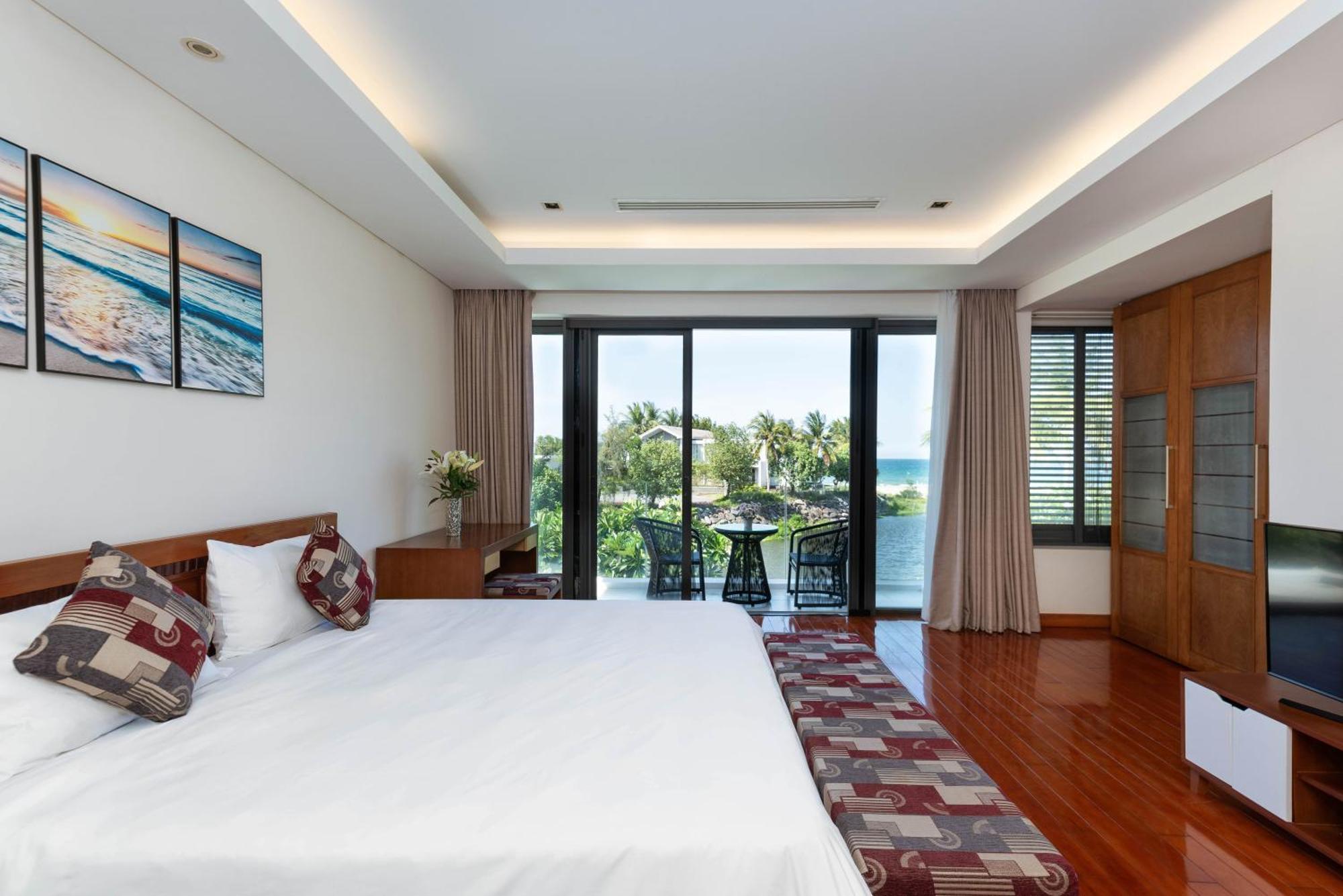 Ocean Luxury Villas Danang Bagian luar foto