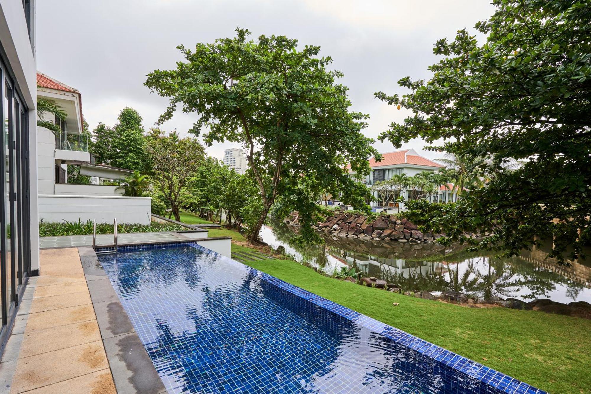 Ocean Luxury Villas Danang Bagian luar foto